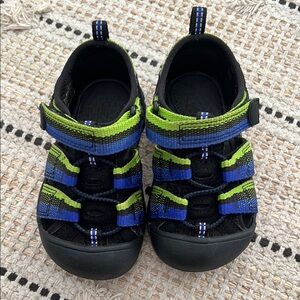 Kids Black and Blue Sandals